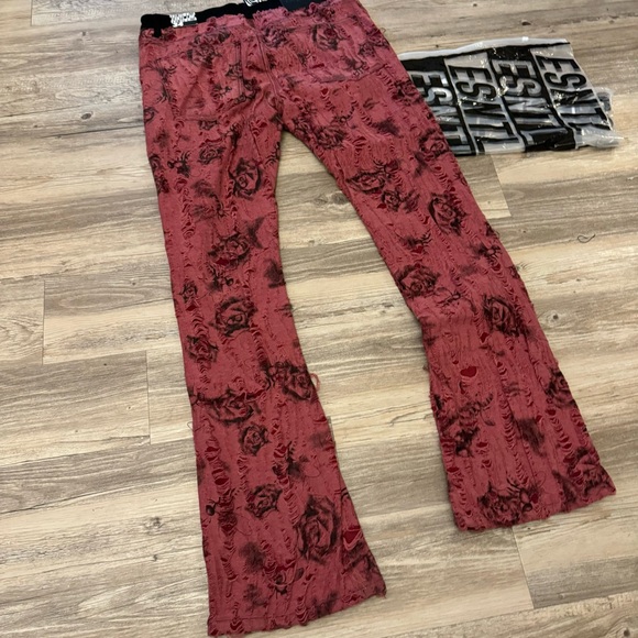 Brand new size 32 flare jeans - Picture 7 of 10